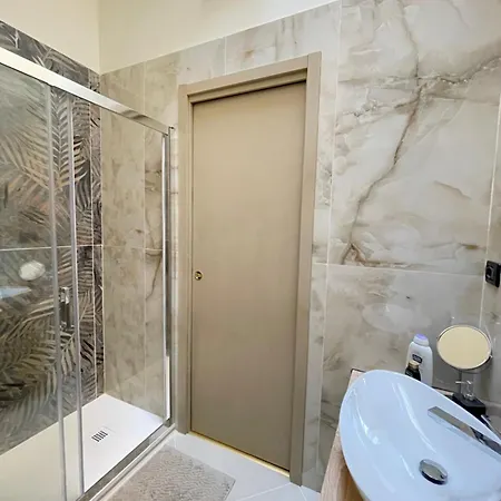 Talia Collection - Boutique Rooms In A Restored Sacred Space - With Terrace Genoa