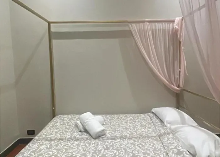 Talia Collection - Boutique In A Restored Sacred Space - With Terrace Apartamento Génova
